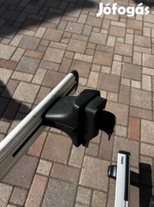 Thule keresztsín kerékpár hordozóval