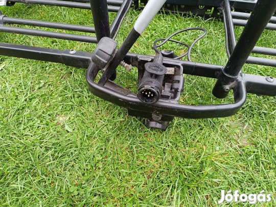 Thule vonóhorogra szerelhető kerékpárszállító 