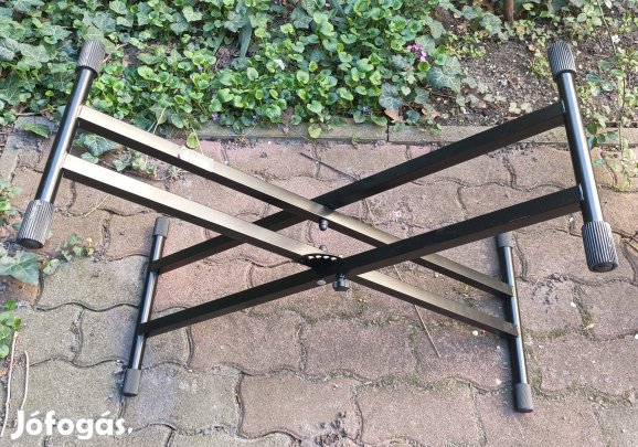 Thunder KB-04 dupla merevítéses billentyű állvány