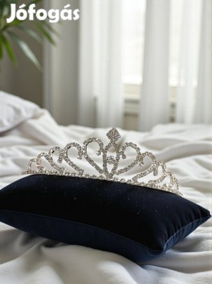 Tiana alkalmi diadém tiara hajdísz