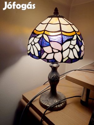 Tiffany lámpa