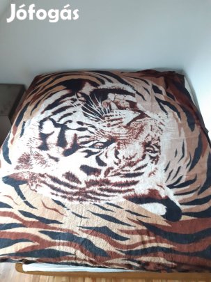 Tigris mintás ágytakaró pléd 220x200cm