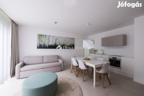 Tihanyi eladó 59 nm-es lakás