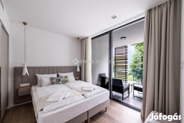 Tihanyi eladó 59 nm-es lakás