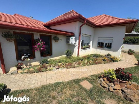 Tiszafüredi eladó 107 nm-es ház #4991233
