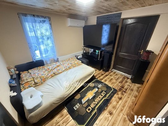 Tiszakécskei eladó 50 nm-es ház