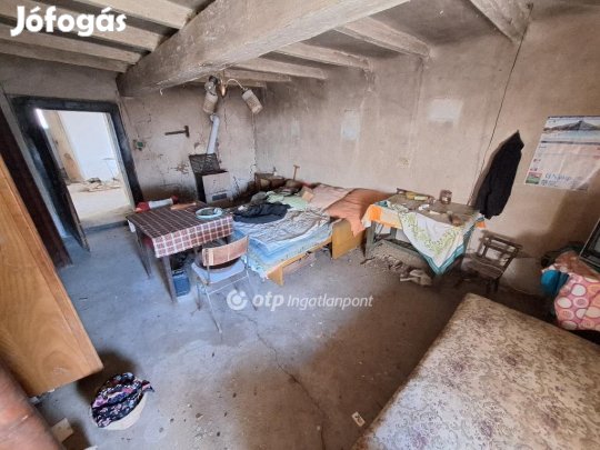 Tiszakürti eladó 52 nm-es ház