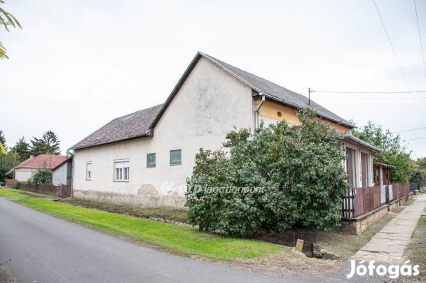 Tiszalöki eladó 147 nm-es ház