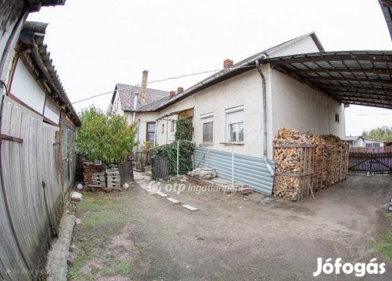 Tiszalöki eladó 147 nm-es ház