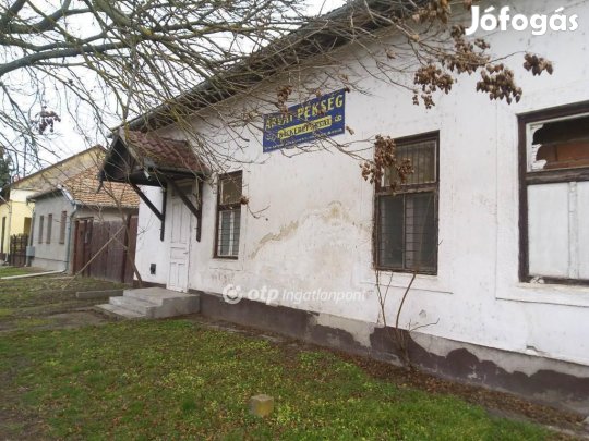 Tiszanánai eladó 160 nm-es ház