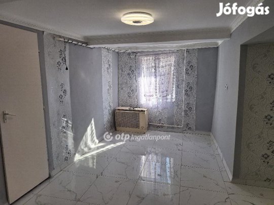 Tiszaörsi eladó 69 nm-es ház