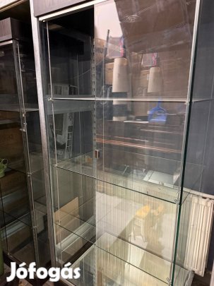 Tiszta üveg vitrinek eladók