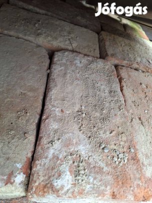 Tisztított nagyméretű tömör bontott tégla - Vas megye