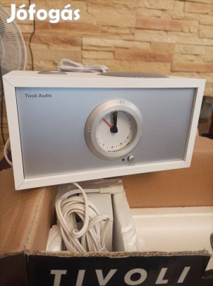 Tivoli Audio ébresztőóra