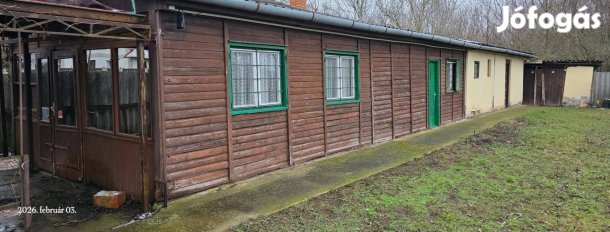 Tó mellett, vendéglátó, üzlethelyiség, bolt Eladó