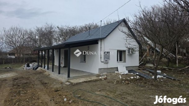 Tóalmási 36 nm-es ház eladó