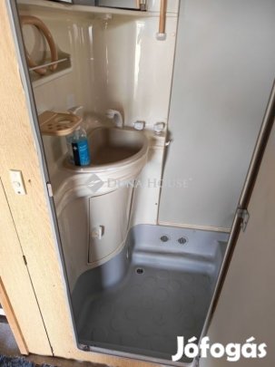 Tóalmási 627 nm-es telek eladó