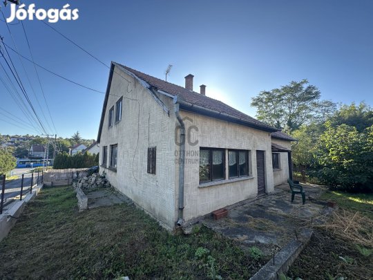 Több generáció számára családi ház eladó!
