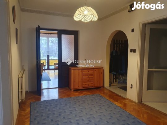 Több lehetőséget kínáló családi ház régi kertvárosban!