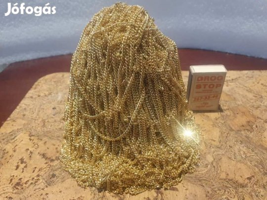 Több mint 3000 gramm 28 karátos aranyos láncok kreatív dekoráció bizsu