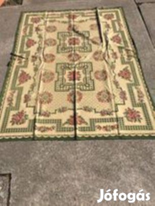 Többféle ágytakaró, ágyterítő eladó