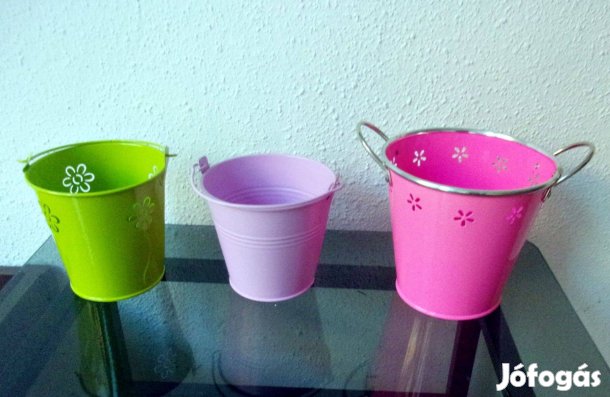 Többféle fém vödör kaspó virágtartó dekoráció Újpest központ közelében