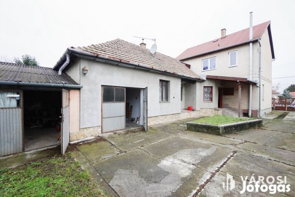 Többgenerációs családi ház Heréden!