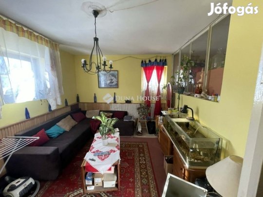 Többgenerációs családi ház eladó Szegeden, Kecskéstelepen!
