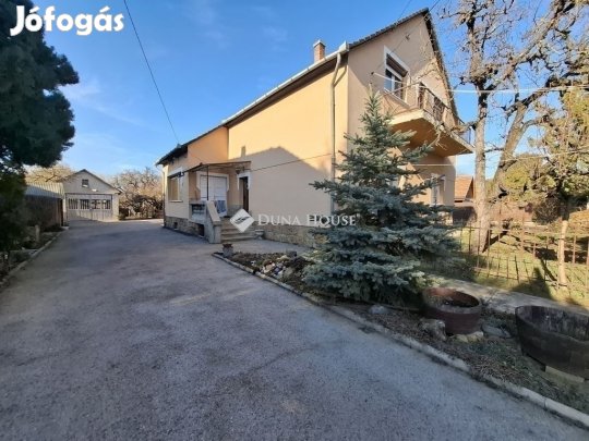 Többgenerációs ház műhellyel, garázzsal eladó Rákoscsabán