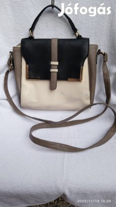 Többszínű műbőrtáska, rövid és hosszú füllel jó állapotban