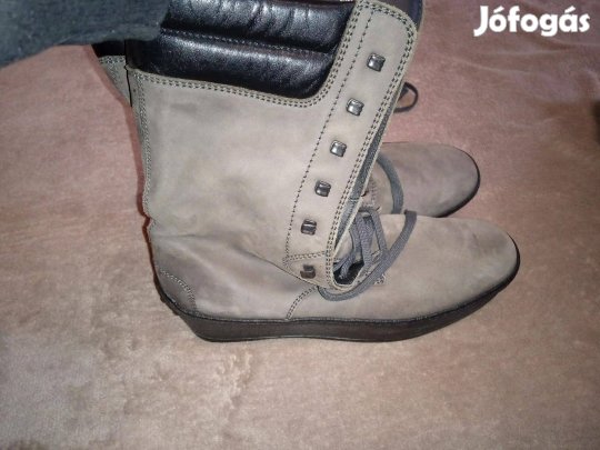 Tod's csizma 37, 5-ös