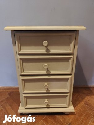 Tojáshéjszínűre festett komód 4 fiókos - 64 x 43 x 34 cm
