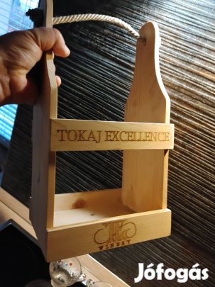 Tokaj Exellence fa bortartó állvány