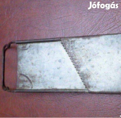 Tökgyalu régi fém gyalu nagy méret