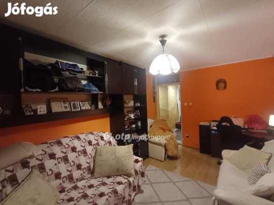 Tököli eladó 49 nm-es lakás