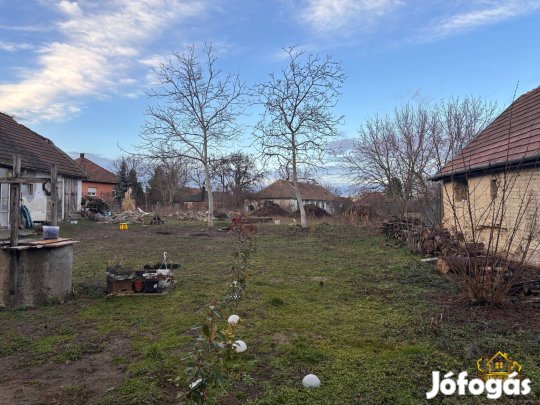 Tökölön 782 m2-es belterületi telek! 1216