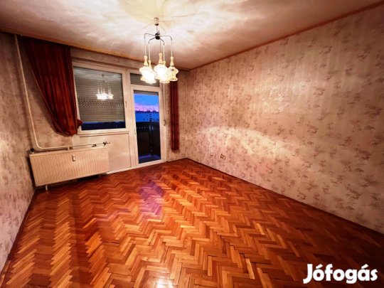 Toldi Utcán 2 Szoba Étkezős, Erkélyes Lakás Szigetelt Társasházban ELA