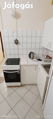 Toldi Utcán Kétszobás, Szigetelt Erkélyes Lakás