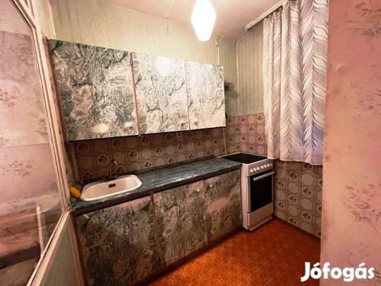 Toldi utcában 2 szoba + étkezős, tehermentes lakás eladó!