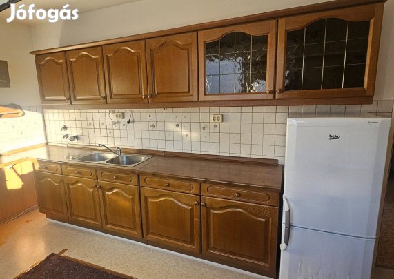 Tölgy frontos konyhabútor , alsó-felső szekrény , 320cm konyha bútor