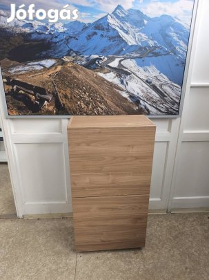 Tölgy színű 2ajtós komód