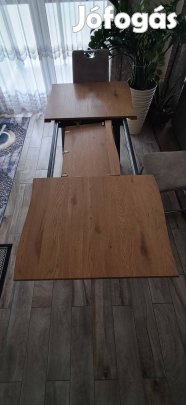 Tölgy színű, masszív, nyitható-bővíthető asztal lap.