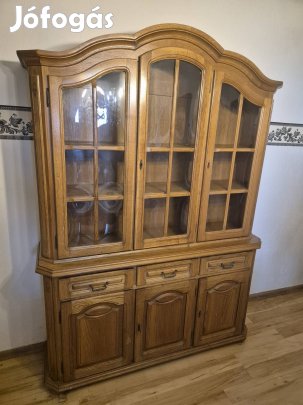 Tölgy tálalószekrény