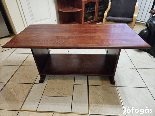 Tölgyfa dohányzóasztal