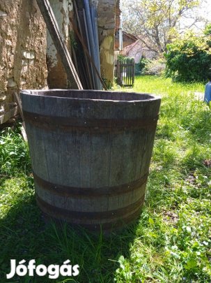 Tölgyfa szüretelő kád ( kaspó)