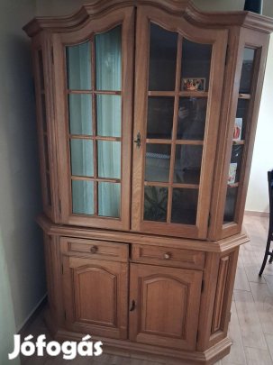 Tölgyfa tálalószekrény