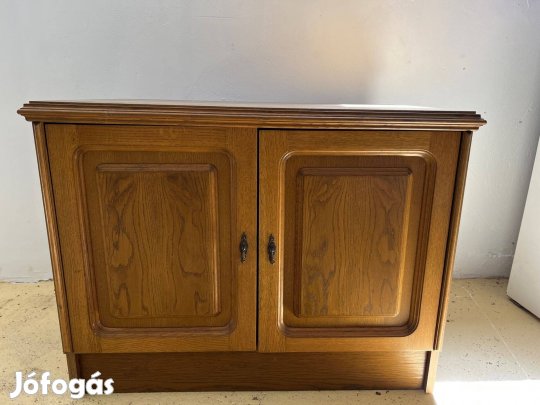 Tölgyfa tárolószekrény eladó