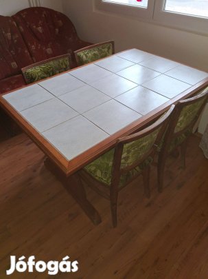 Tölgyfából készült étkező garnitúra megkímélt állapotban eladó