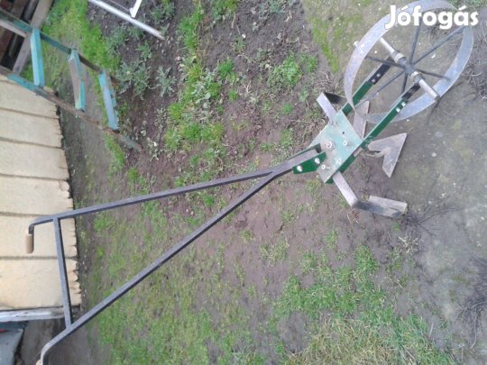 Tolikapa vetőelemmel