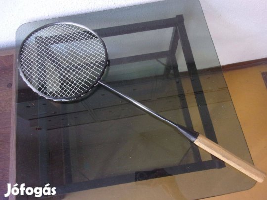 Tollas ütő tollaslabda ütő Újpest központ közelében